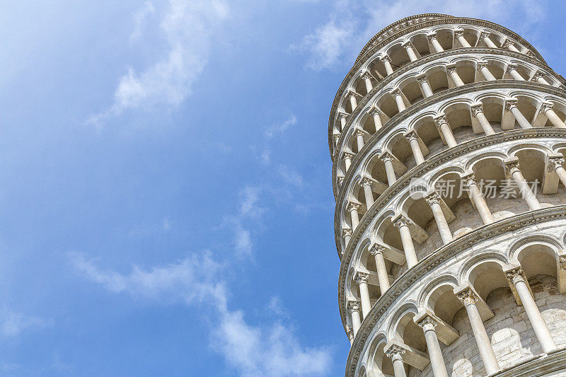 比萨斜塔，Campo Dei Miracoli